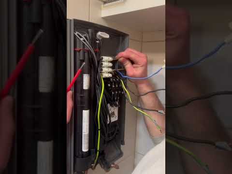 Povezivanje protočnog bojlera na struju i njegova montaža - Vodoinstalater Beograd #vodoinstalater