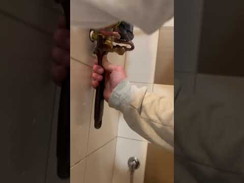 Servis i povezivanje protočnog bojlera - Vodoinstalater Beograd #vodoinstalater #servisbojlera