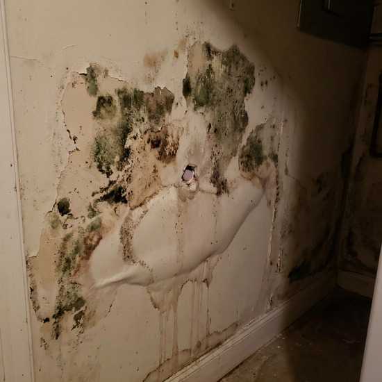 Koji su znakovi pucanja cevi